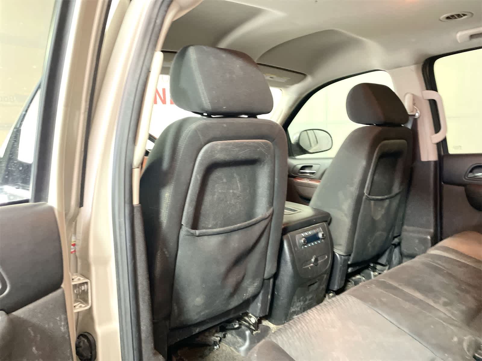 Thumbnail: 2013 Chevrolet Tahoe - 11