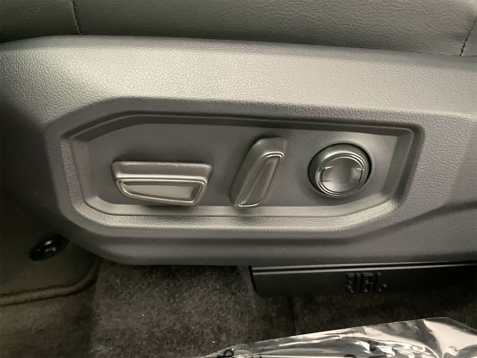 Thumbnail: 2026 Toyota Tundra - 10