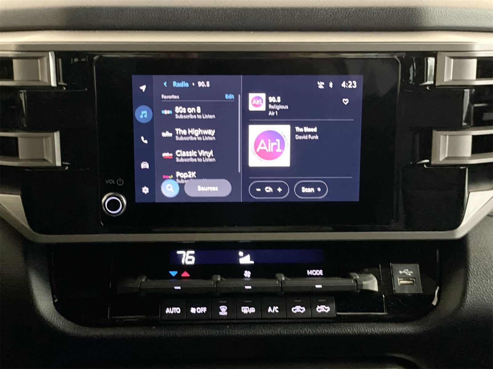 Thumbnail: 2025 Toyota Tundra - 20