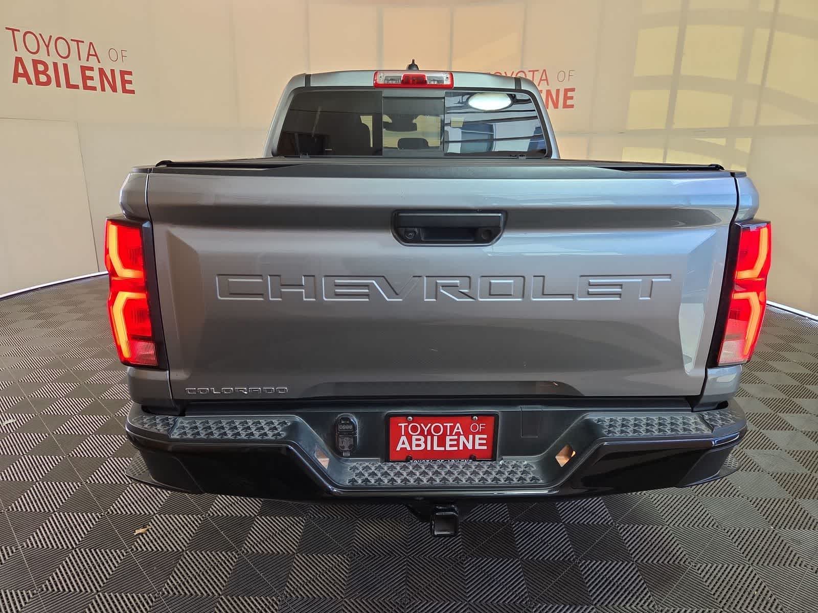 Thumbnail: 2023 Chevrolet Colorado - 4