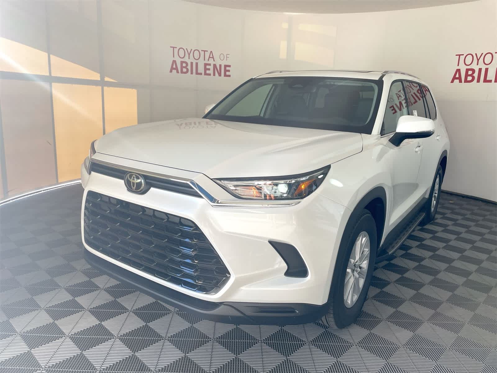 Thumbnail: 2026 Toyota Grand Highlander - 1