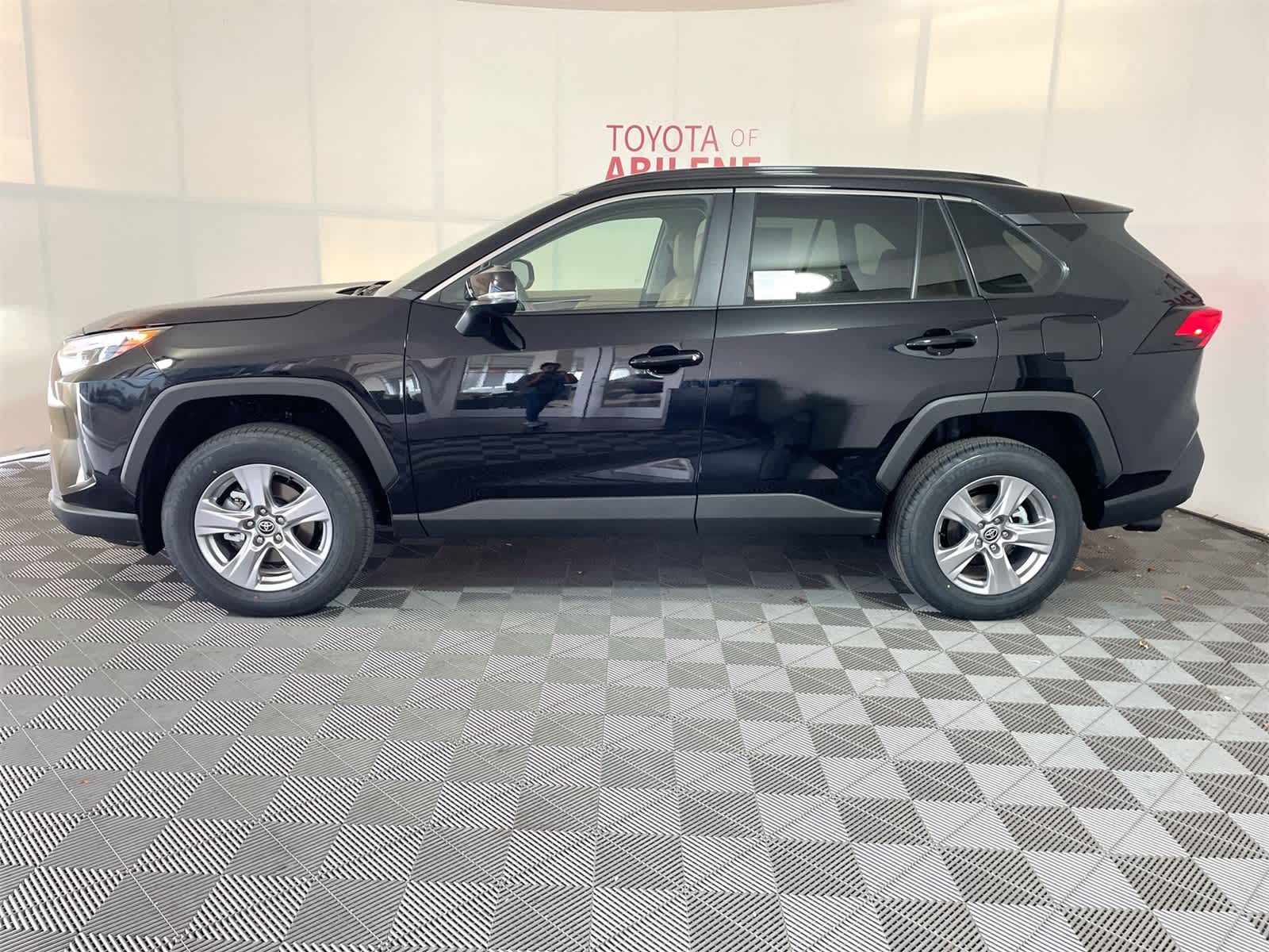 Thumbnail: 2025 Toyota RAV4 - 2