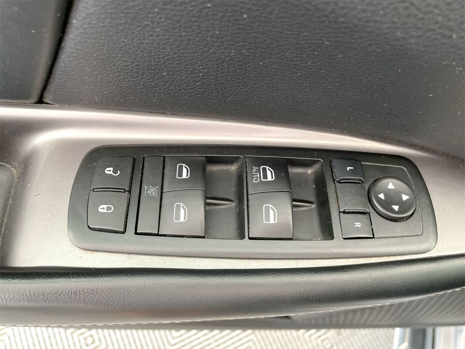Thumbnail: 2015 Dodge Journey - 11