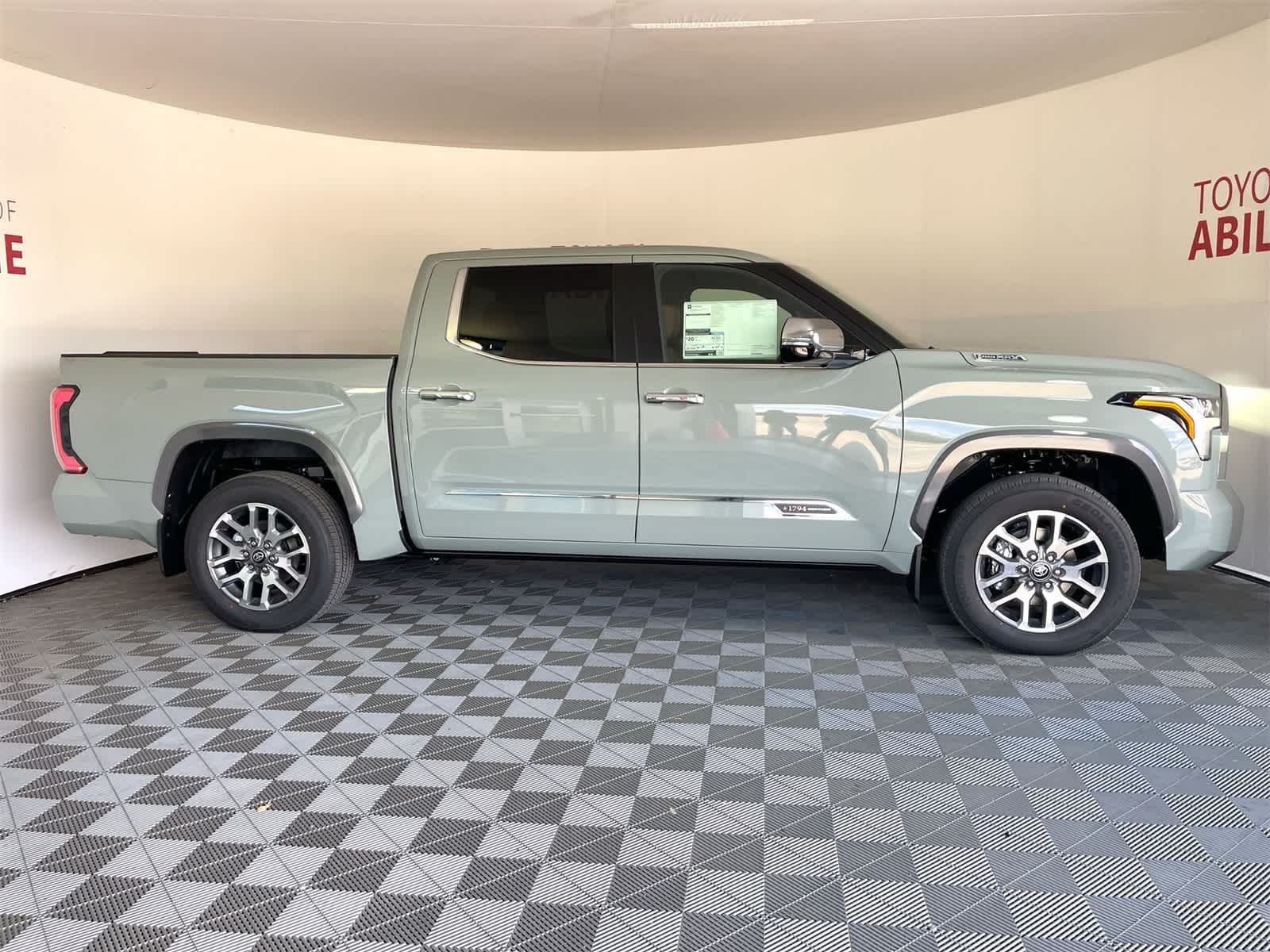 Thumbnail: 2026 Toyota Tundra - 8