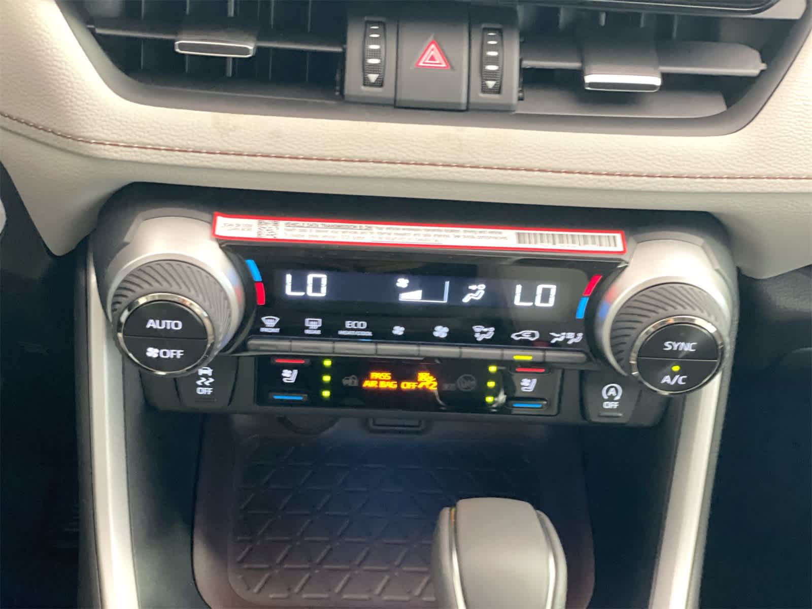 Thumbnail: 2025 Toyota RAV4 - 22