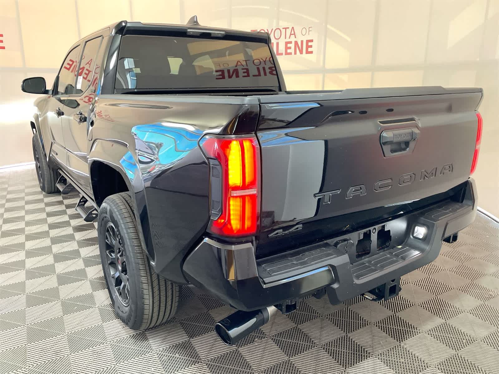 Thumbnail: 2025 Toyota Tacoma - 3