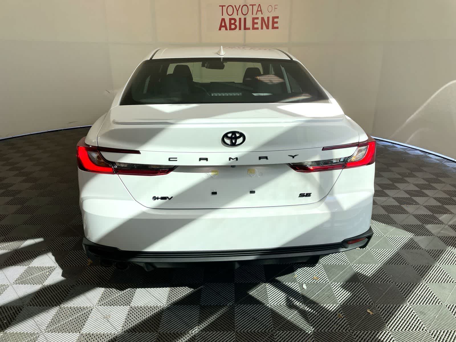 Thumbnail: 2026 Toyota Camry - 4