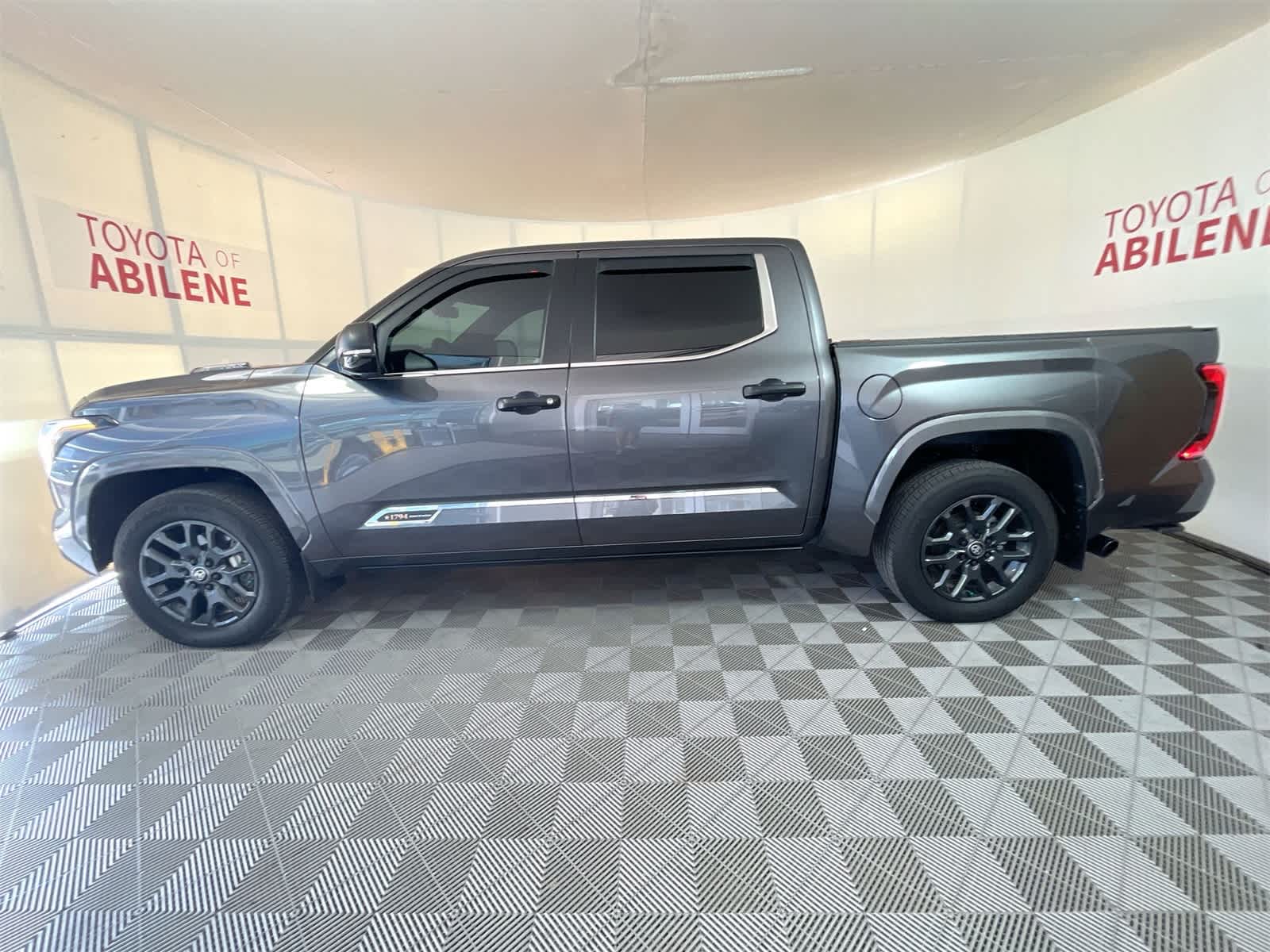 Thumbnail: 2024 Toyota Tundra - 2