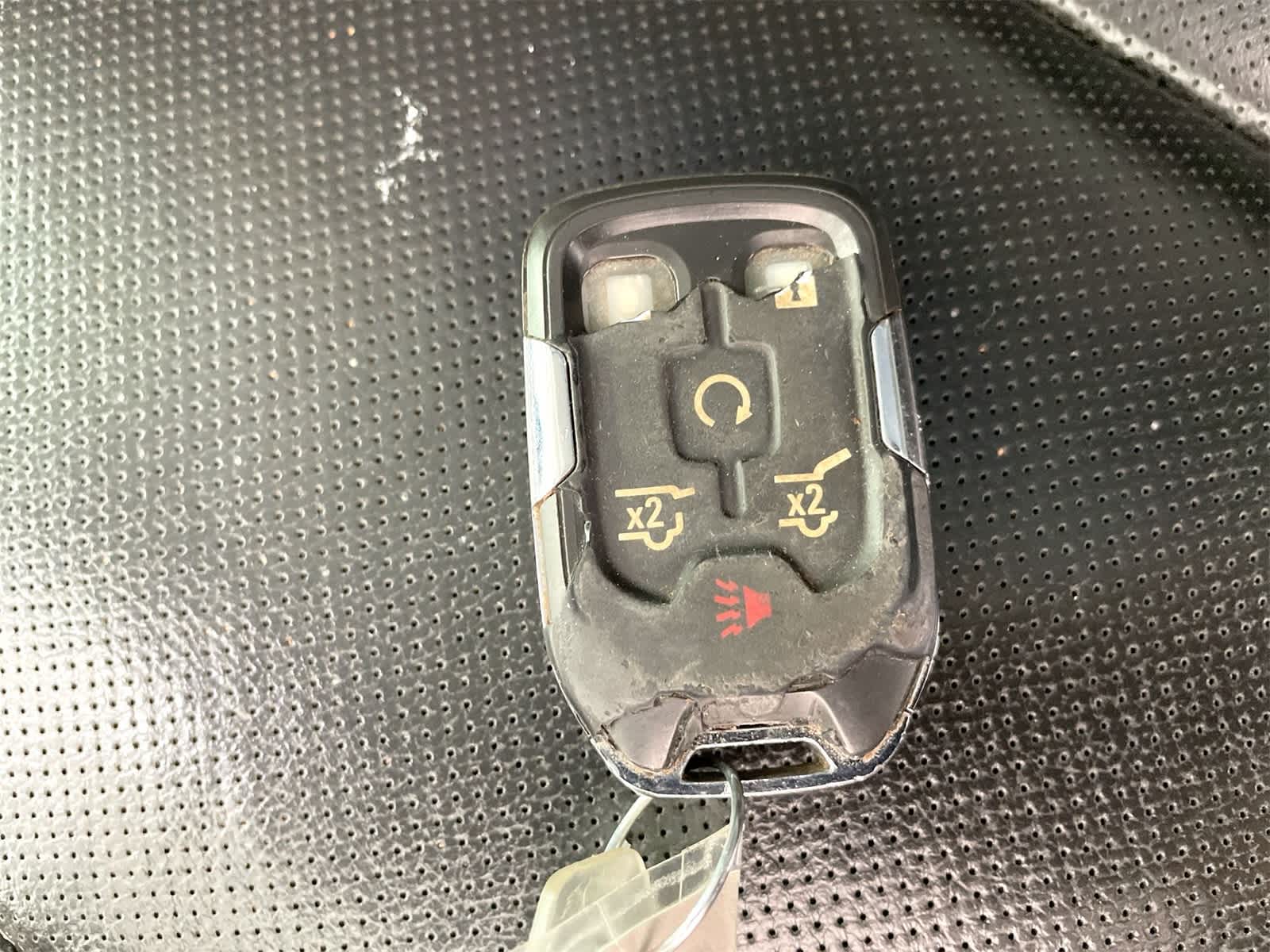 Thumbnail: 2017 Chevrolet Suburban - 27