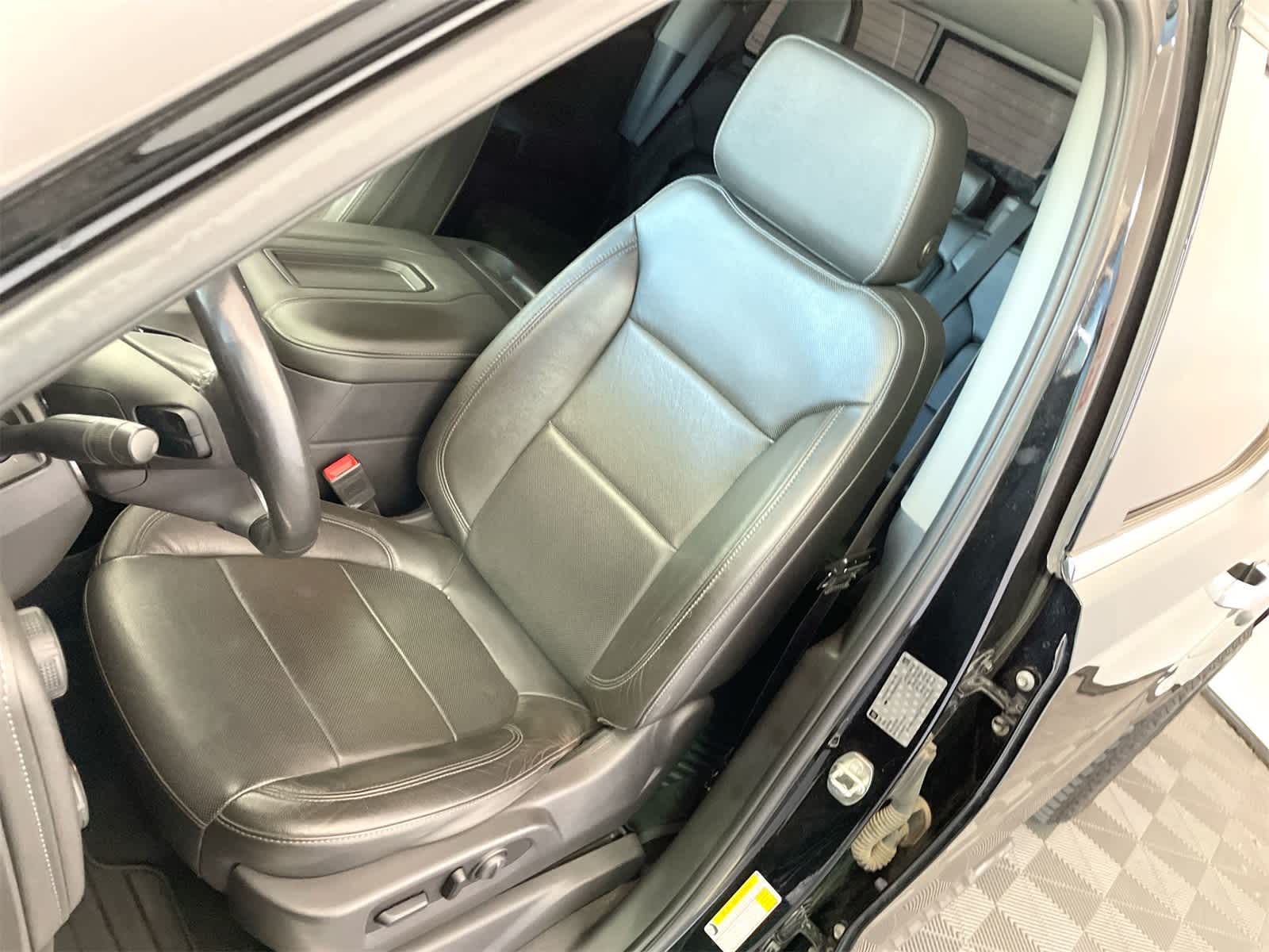 Thumbnail: 2019 Chevrolet Silverado 1500 - 10