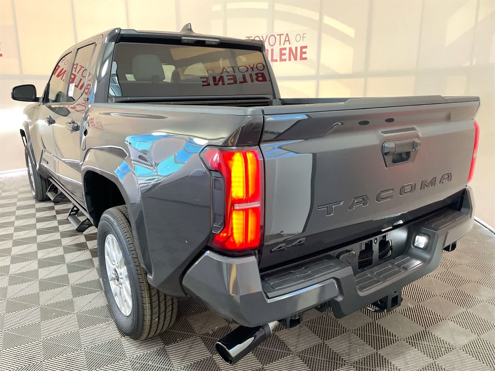 Thumbnail: 2025 Toyota Tacoma - 3