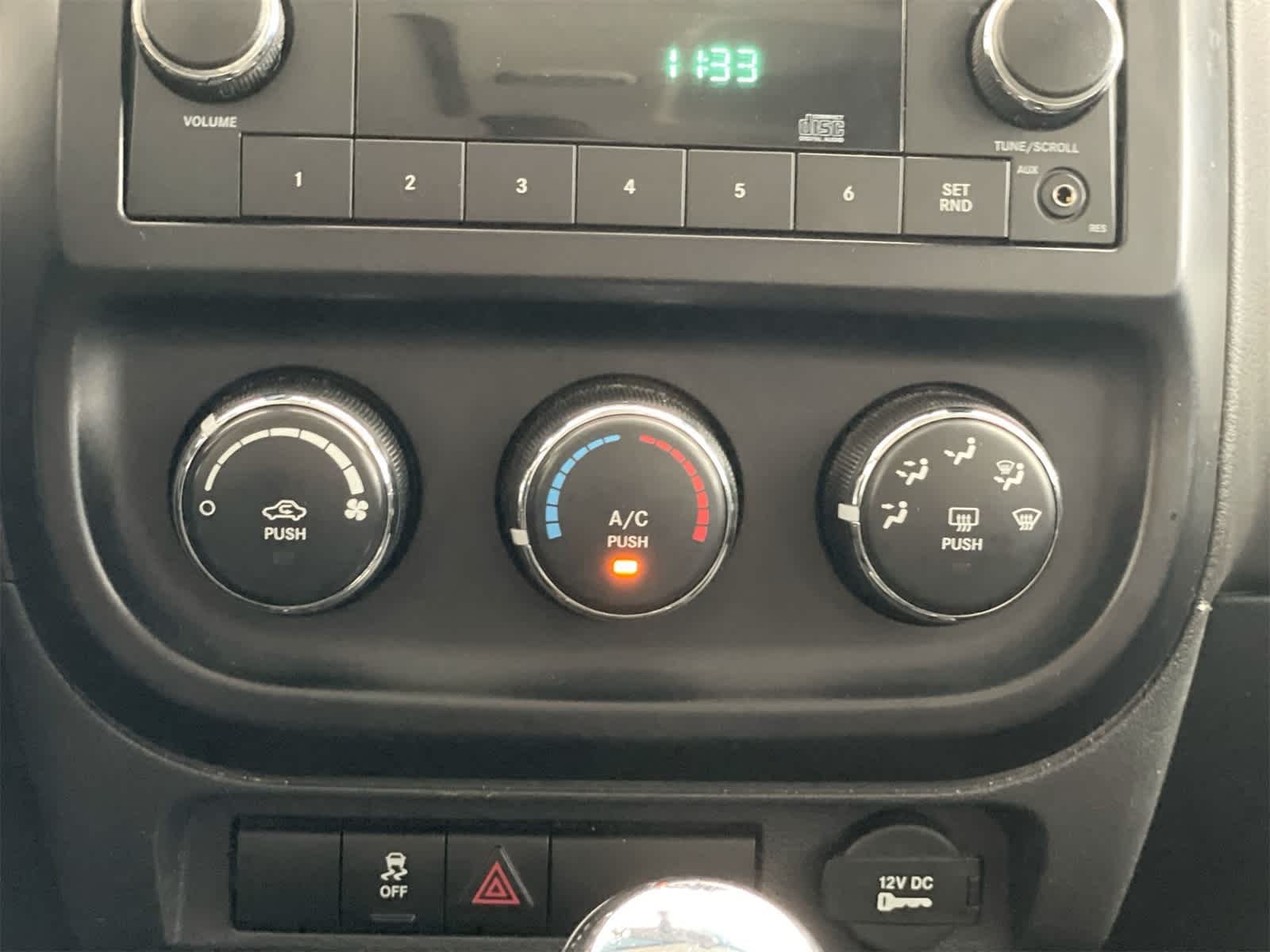 2015 Jeep Compass Sport 18