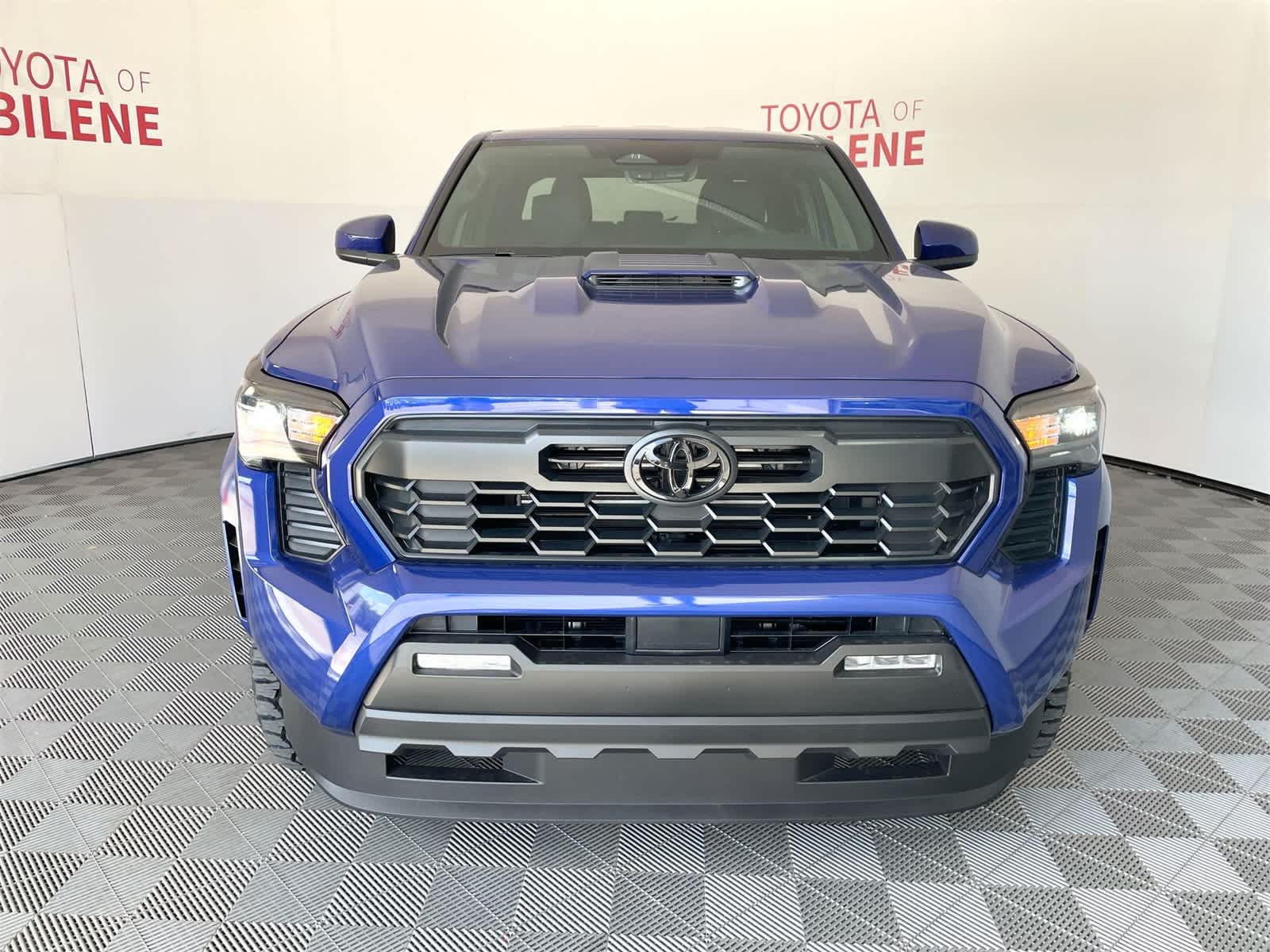 Thumbnail: 2025 Toyota Tacoma - 8