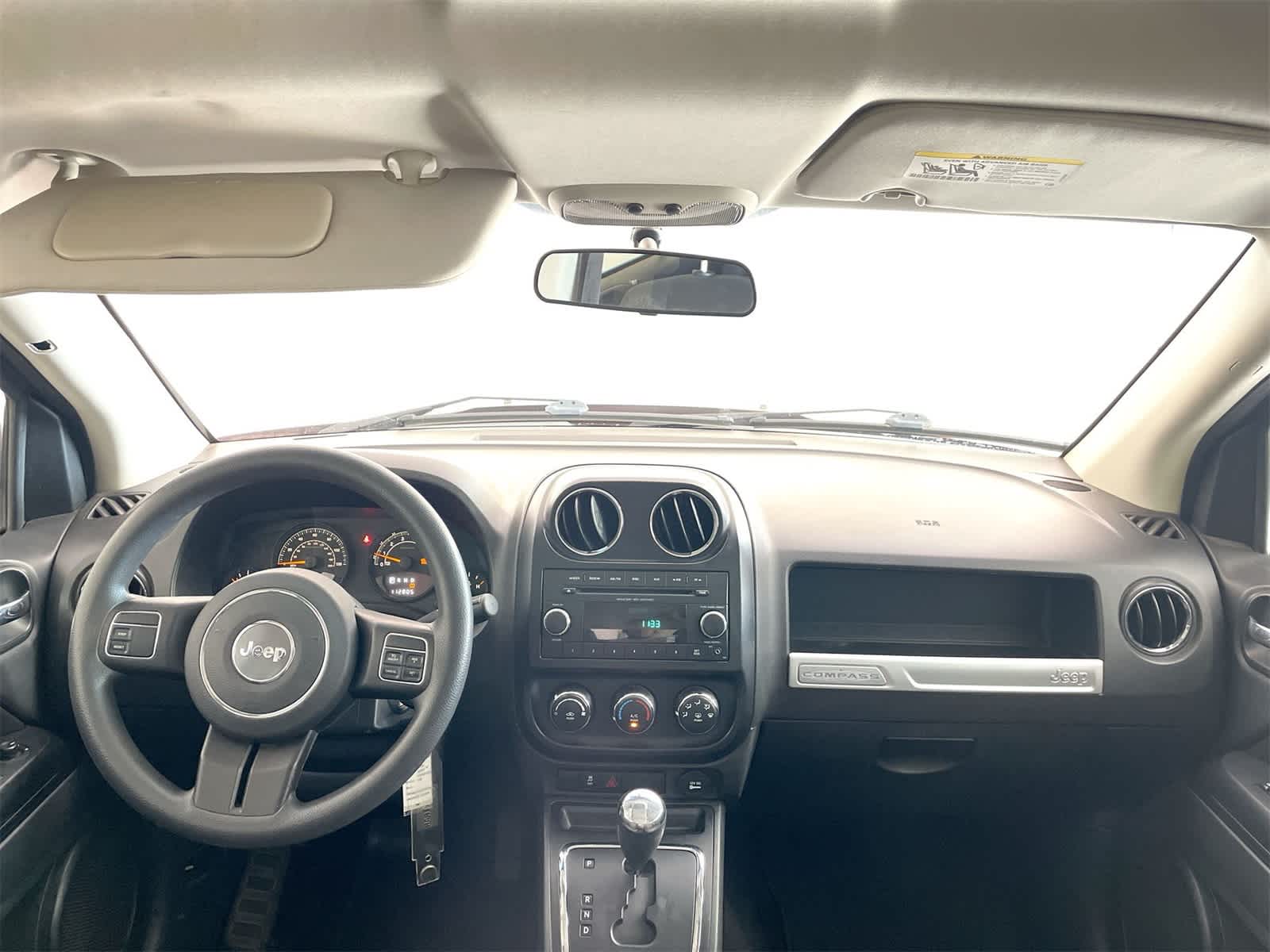 2015 Jeep Compass Sport 14