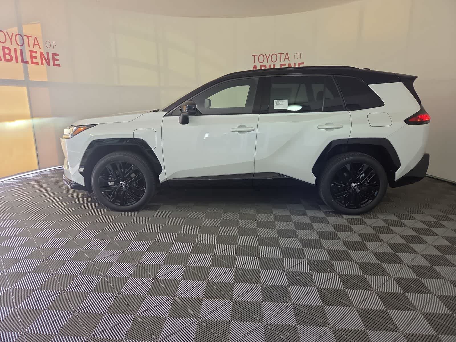 Thumbnail: 2026 Toyota RAV4 - 2