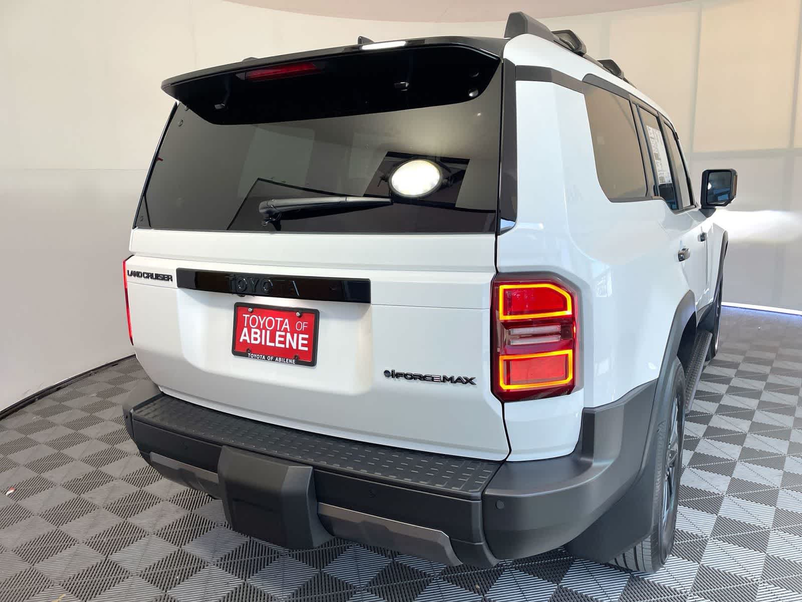 Thumbnail: 2026 Toyota Land Cruiser - 6