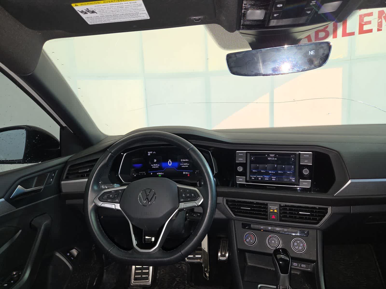 Thumbnail: 2023 Volkswagen Jetta - 14