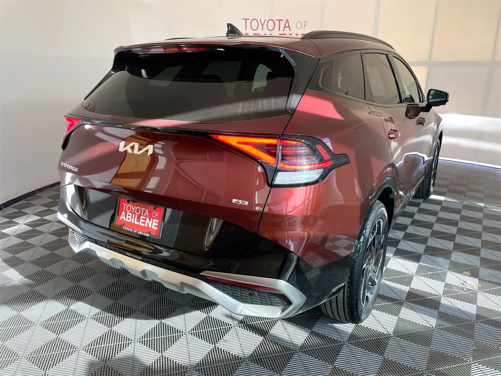 Thumbnail: 2025 Kia Sportage - 5