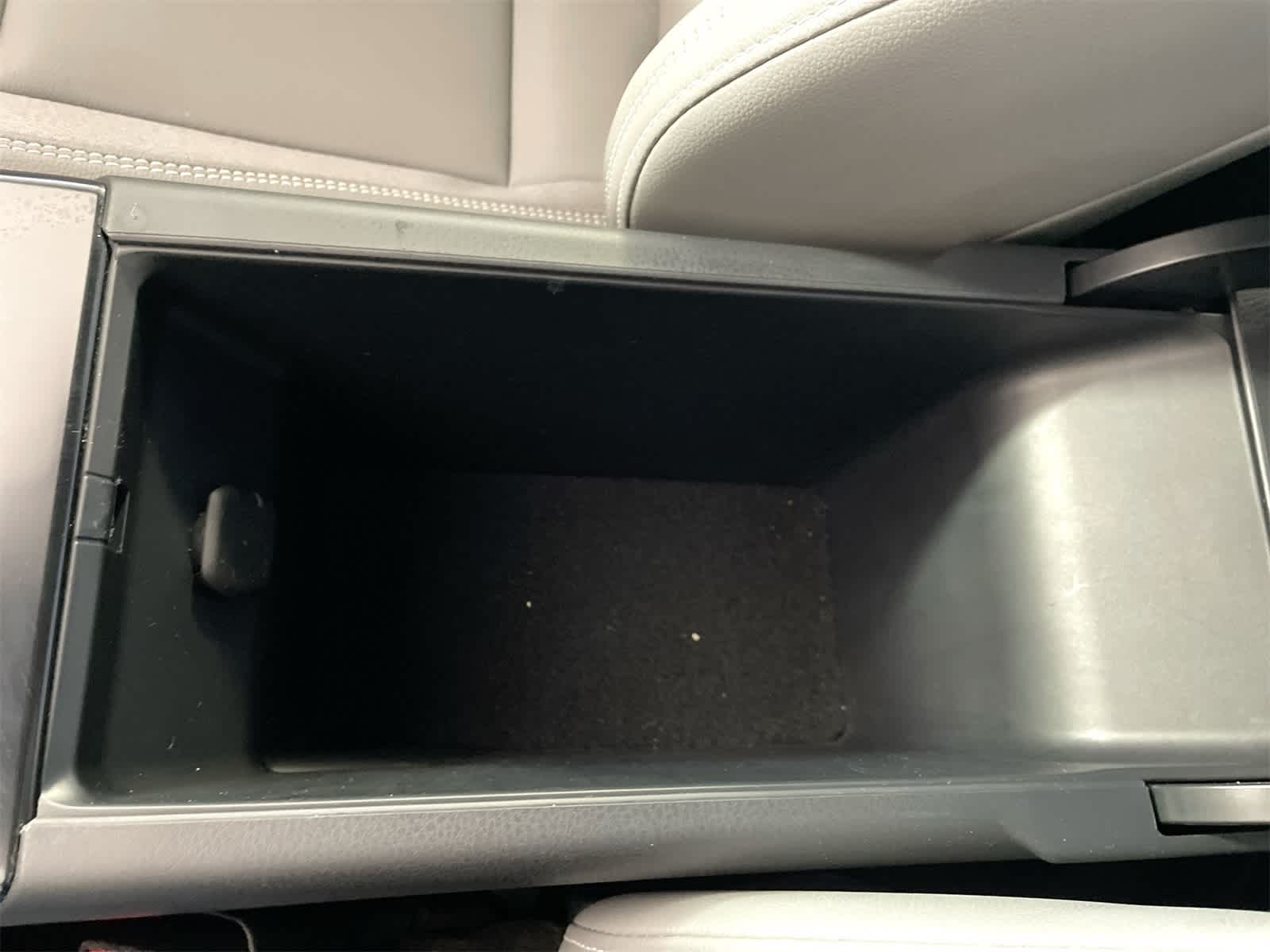 Thumbnail: 2025 Toyota Camry - 23