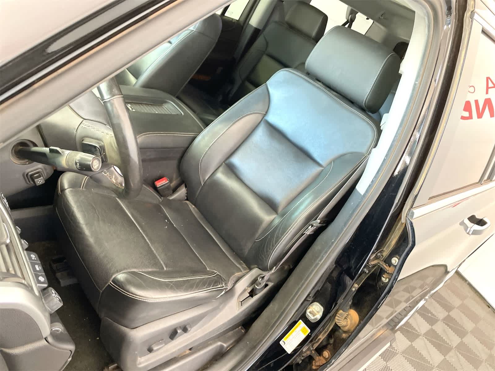 Thumbnail: 2017 Chevrolet Suburban - 8