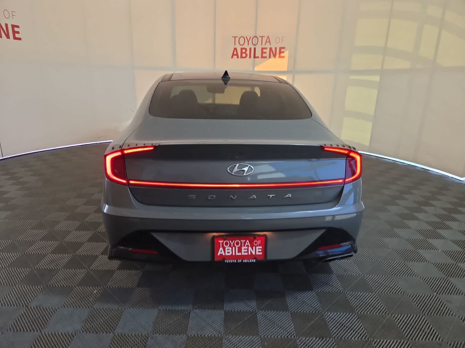 Thumbnail: 2023 Hyundai Sonata - 3
