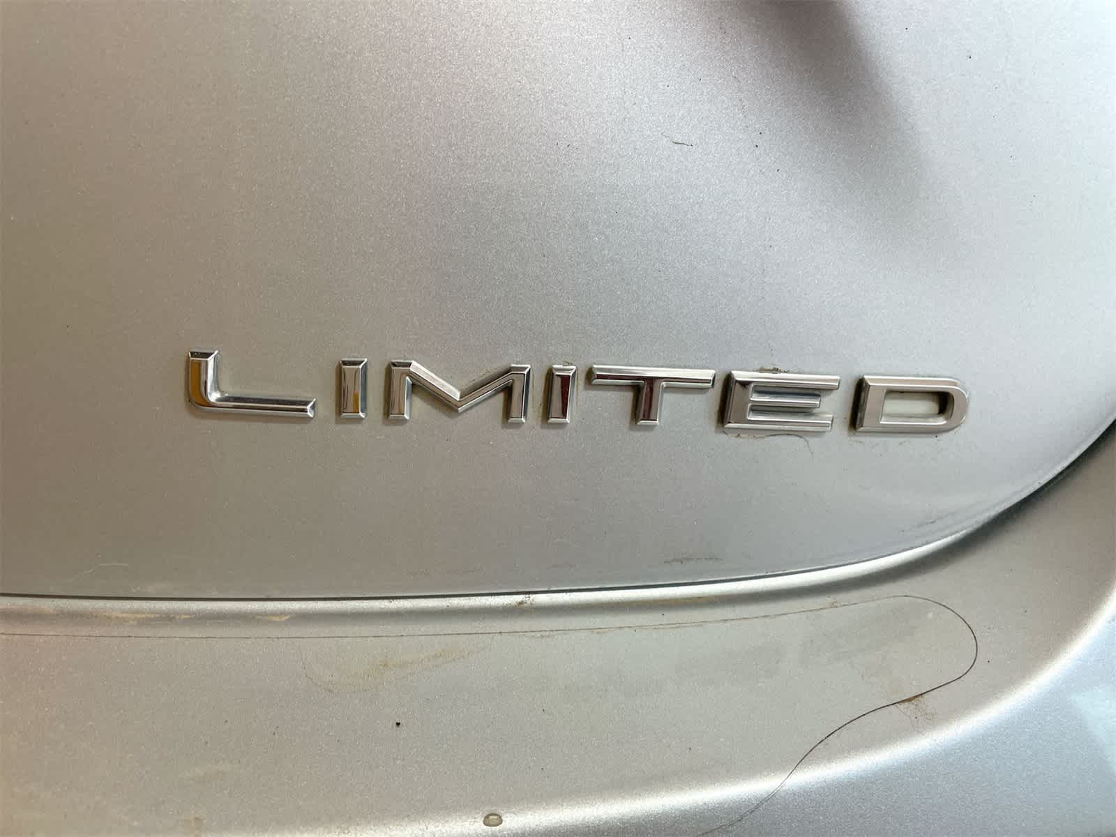 Thumbnail: 2013 Toyota Avalon - 6