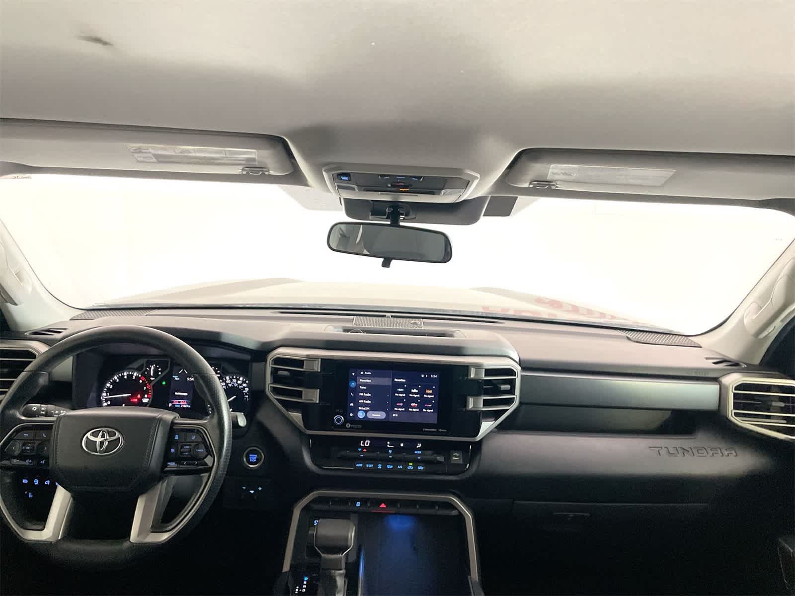 Thumbnail: 2023 Toyota Tundra - 16