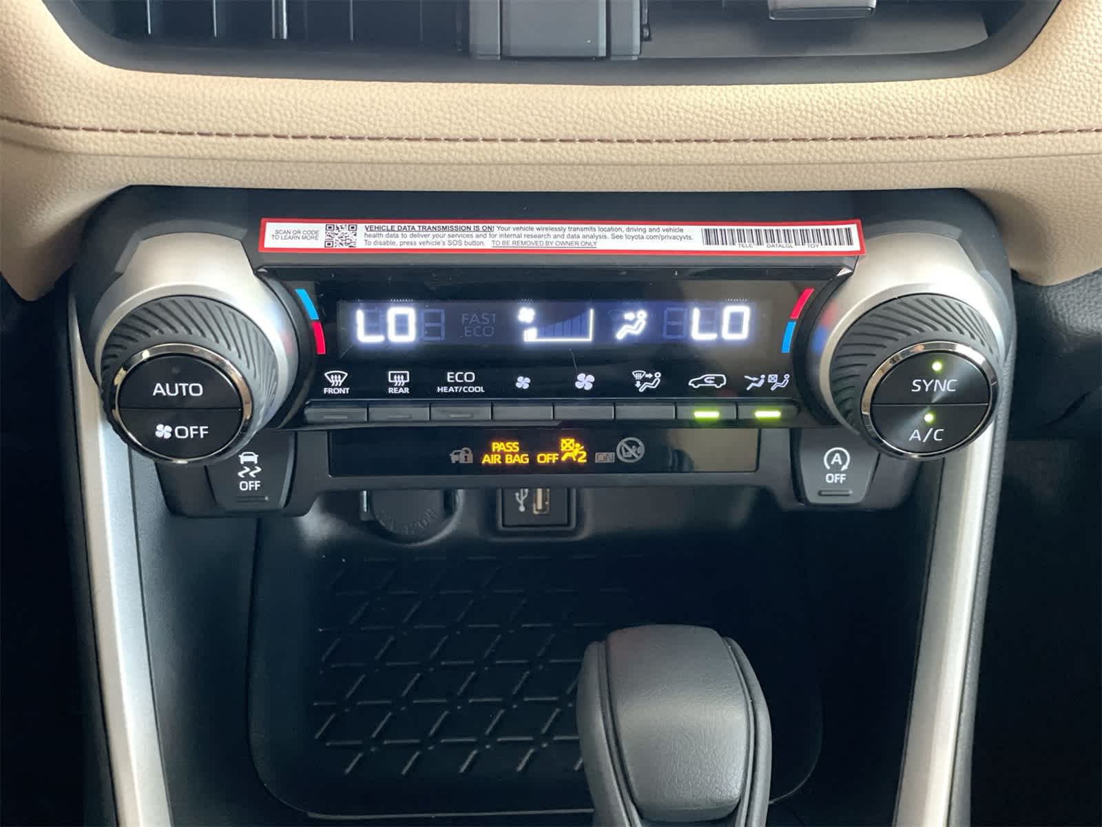 Thumbnail: 2025 Toyota RAV4 - 21