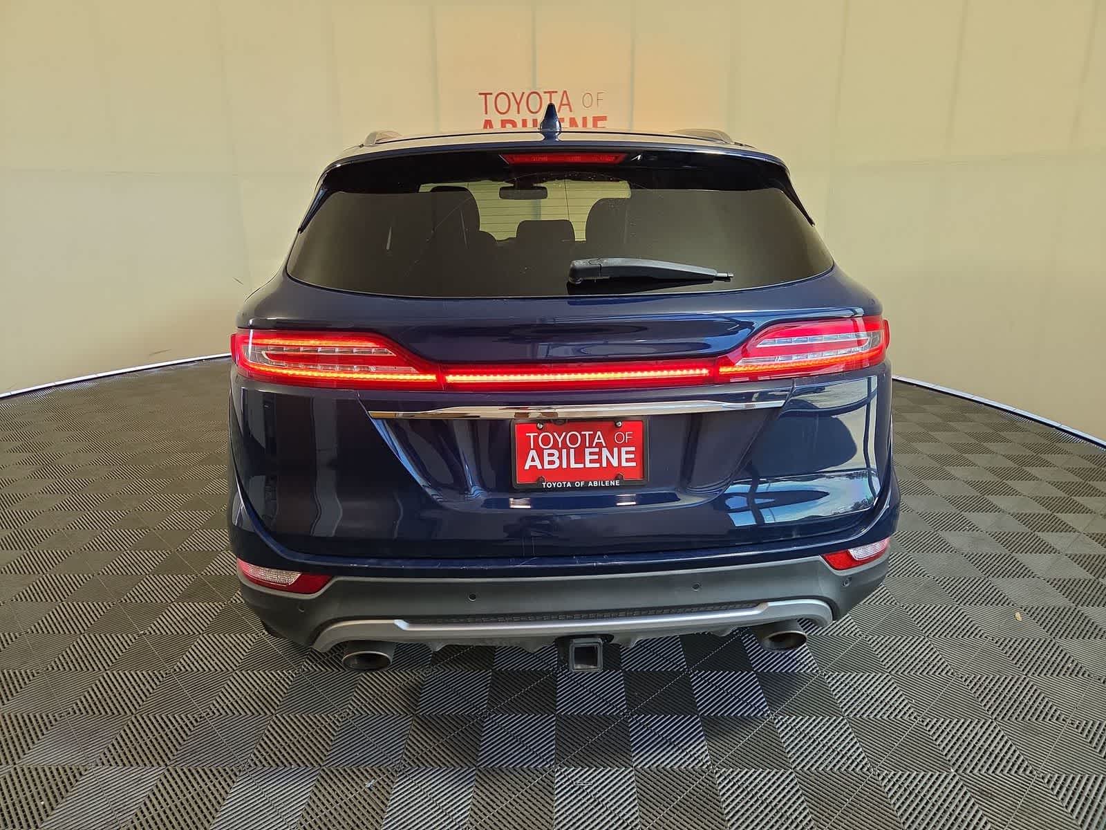 Thumbnail: 2019 Lincoln MKC - 2