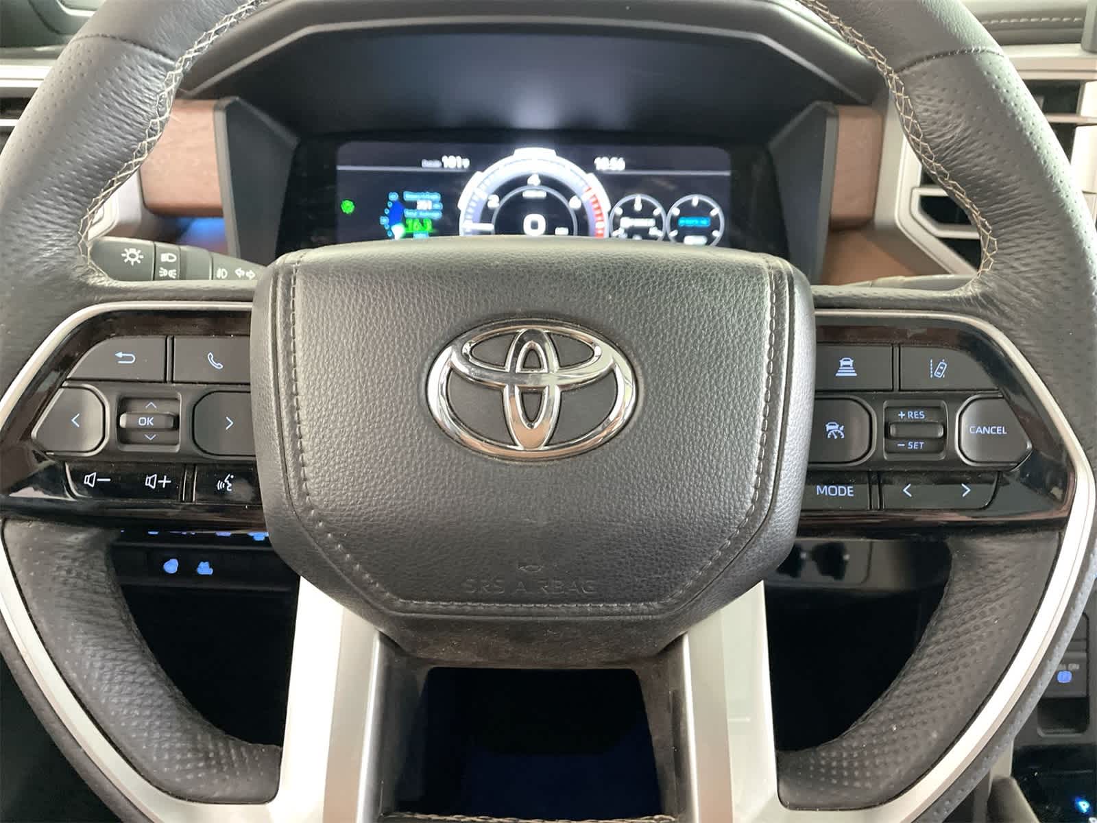 Thumbnail: 2024 Toyota Tundra - 18