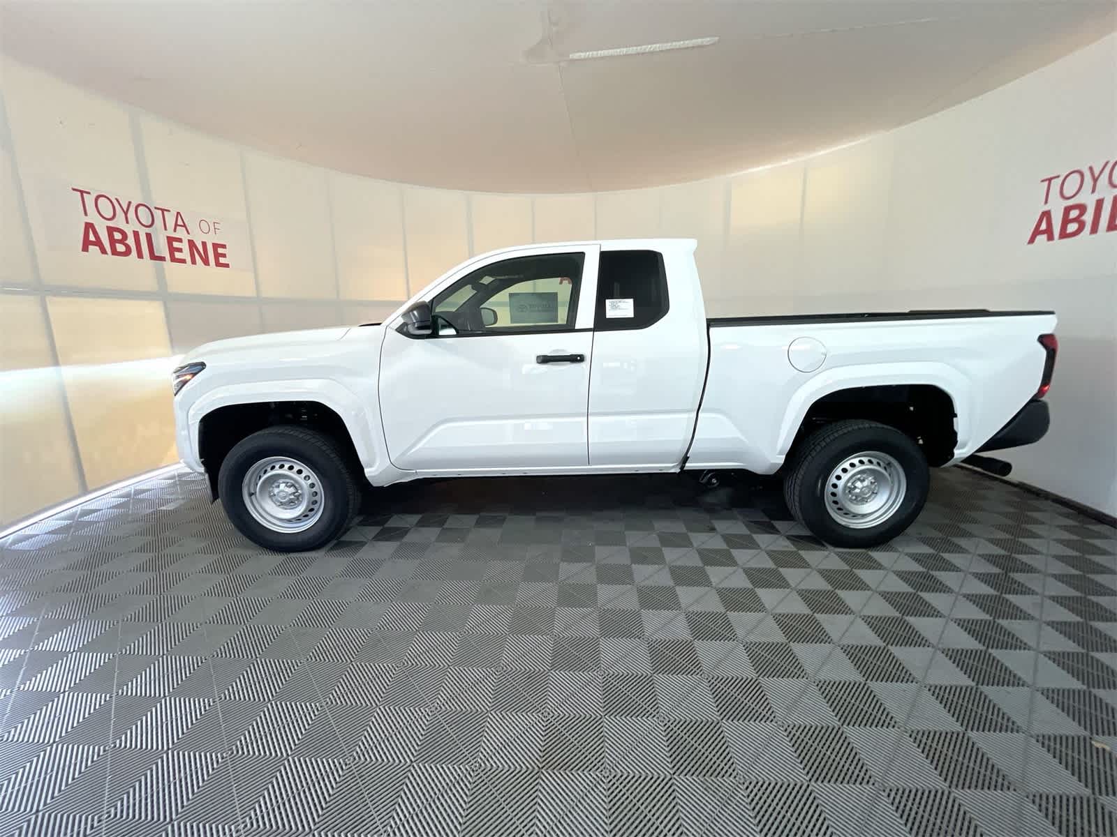 Thumbnail: 2025 Toyota Tacoma - 2