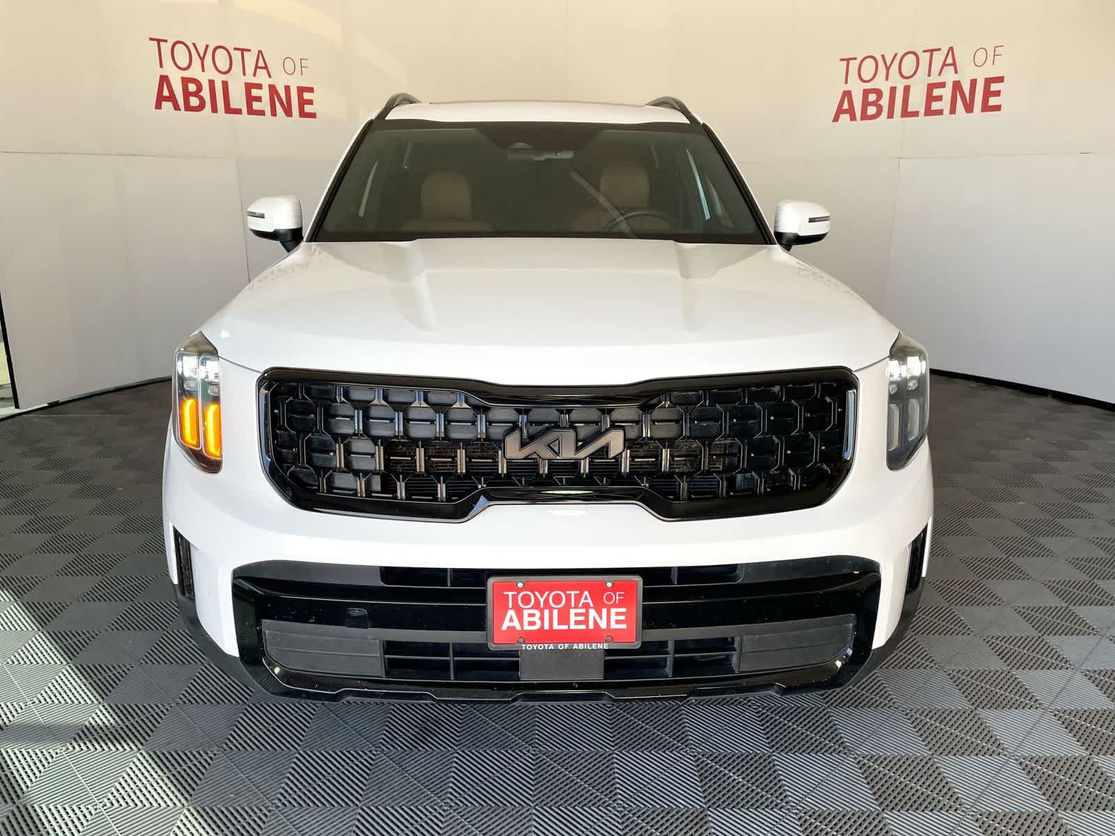 Thumbnail: 2025 Kia Telluride - 8