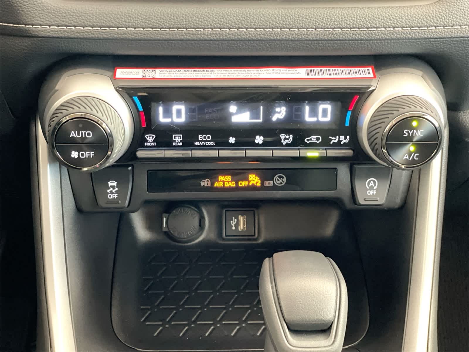 Thumbnail: 2025 Toyota RAV4 - 22