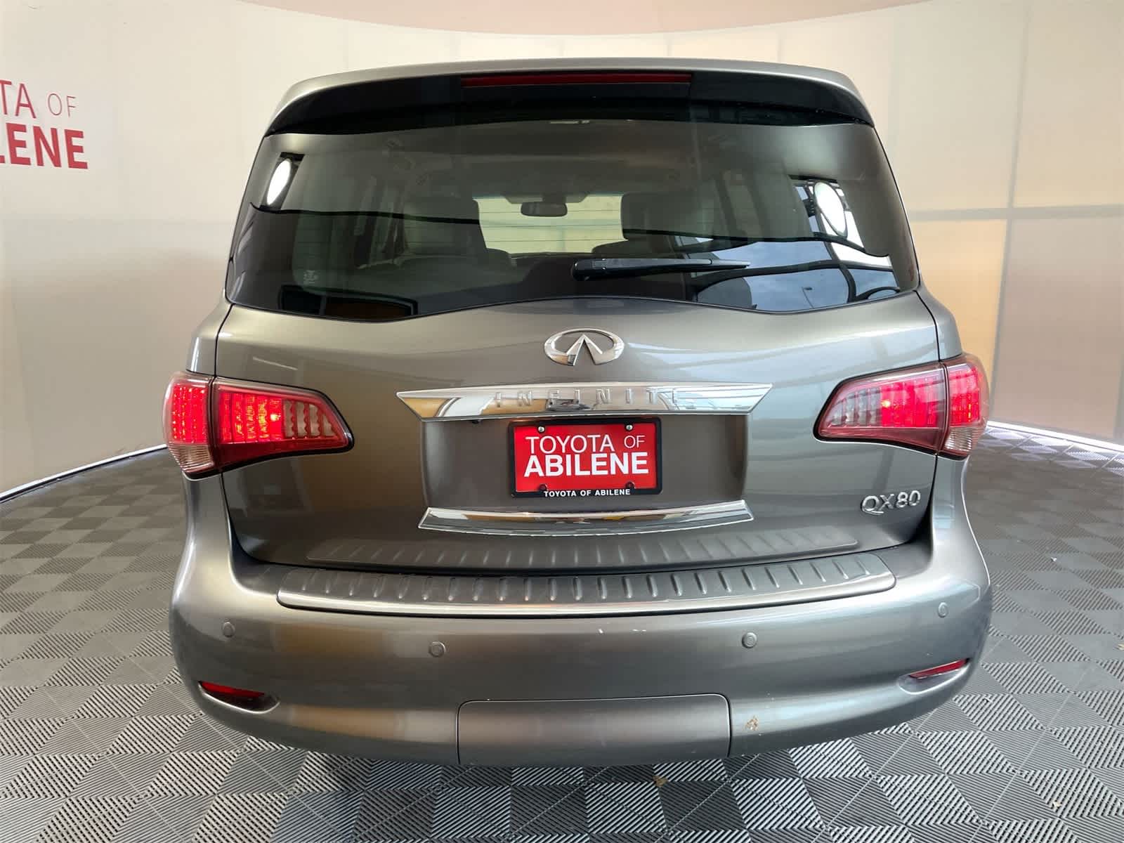 Thumbnail: 2014 INFINITI QX80 - 4