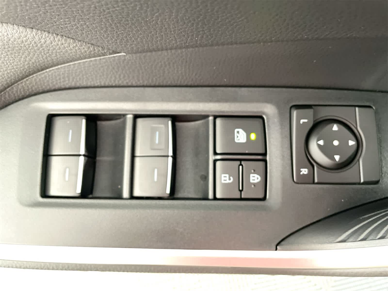 Thumbnail: 2025 Toyota RAV4 - 12
