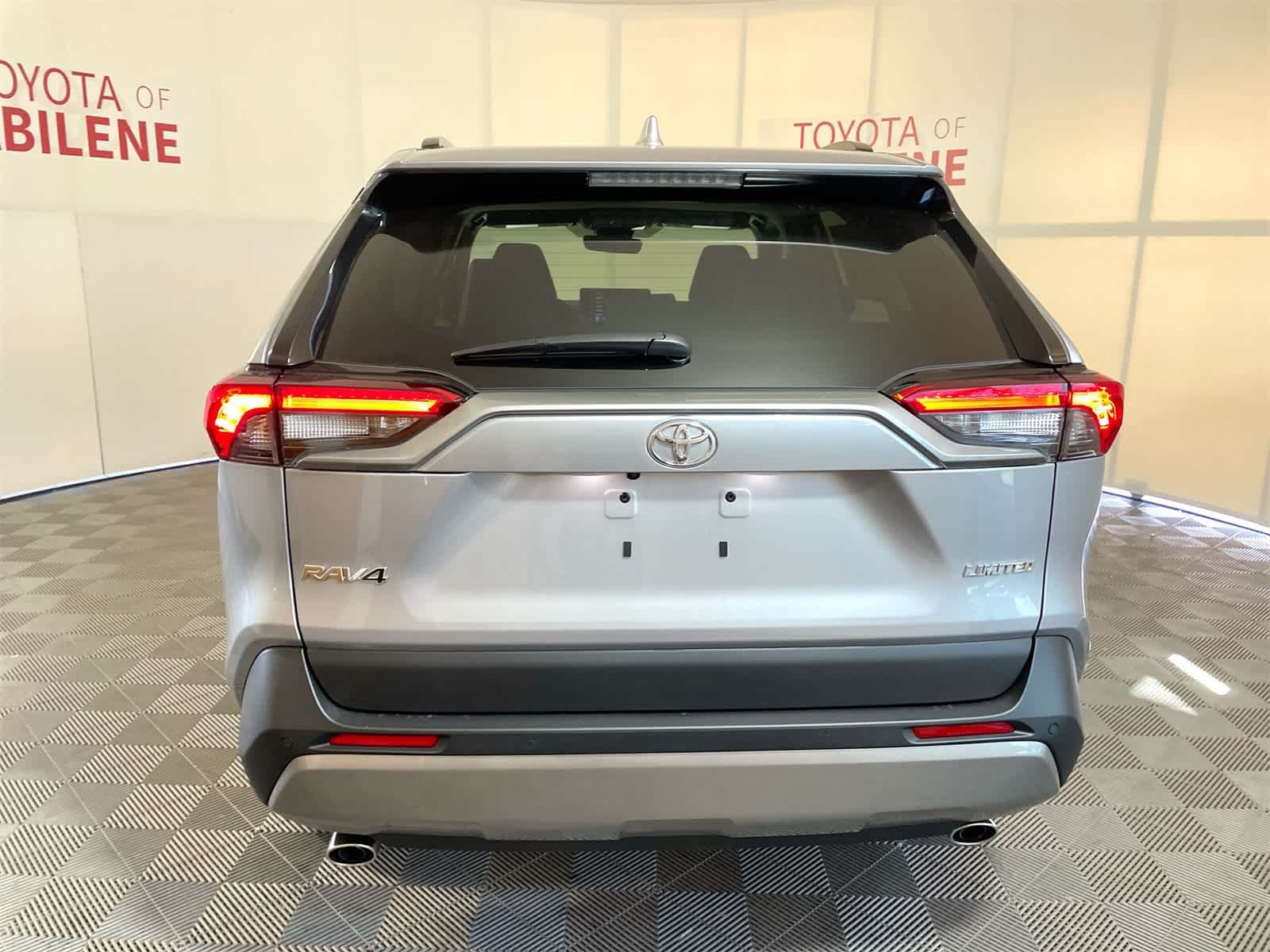 Thumbnail: 2025 Toyota RAV4 - 4