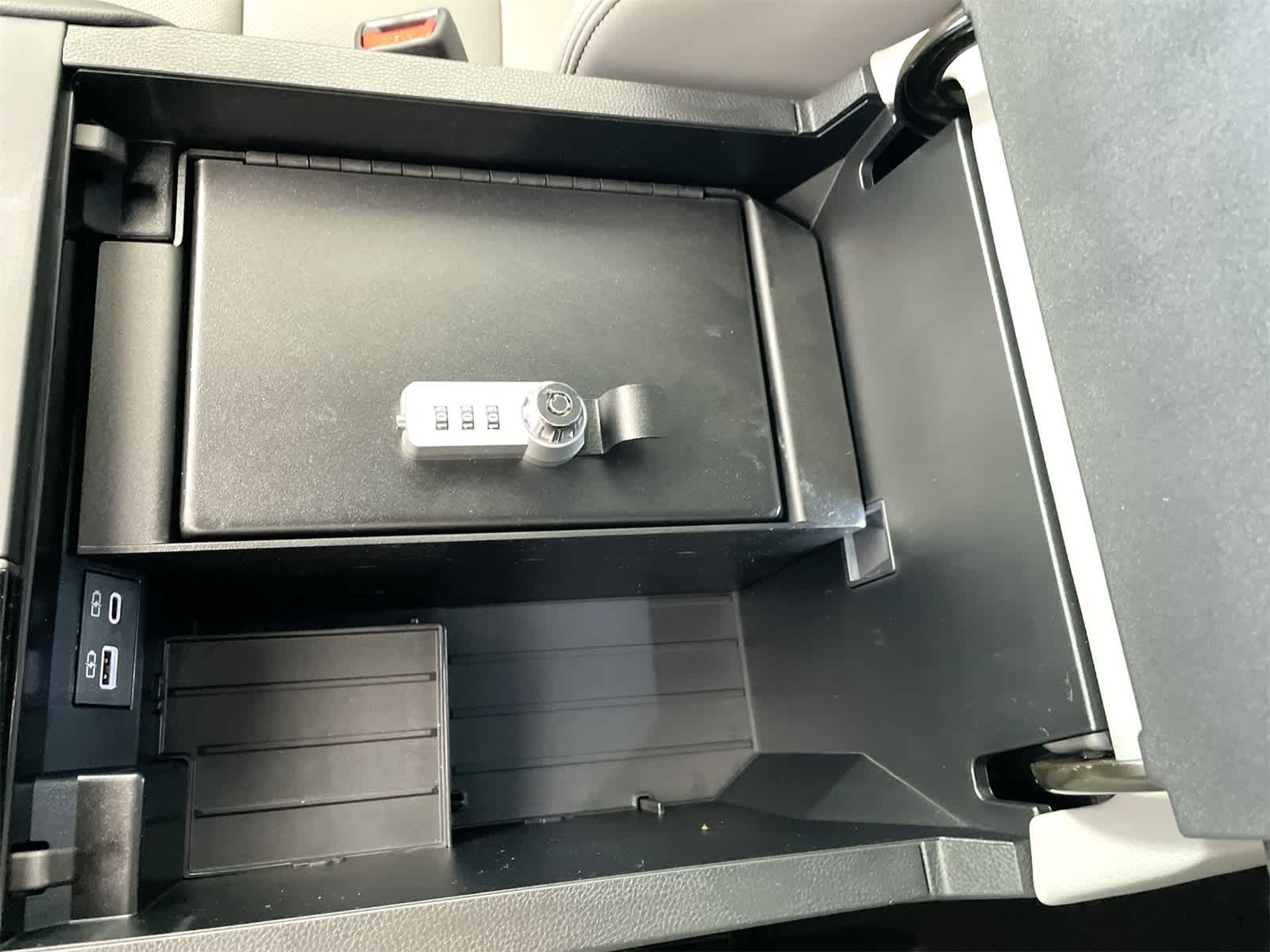 Thumbnail: 2026 Toyota Tundra - 24