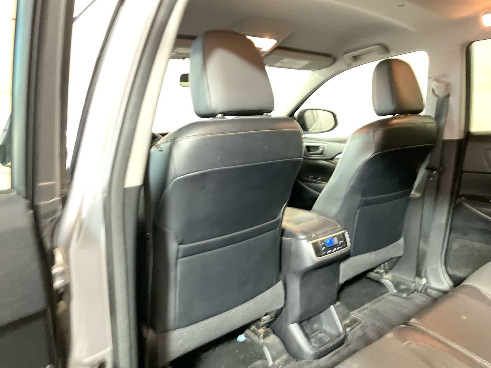 Thumbnail: 2016 Toyota Highlander - 13