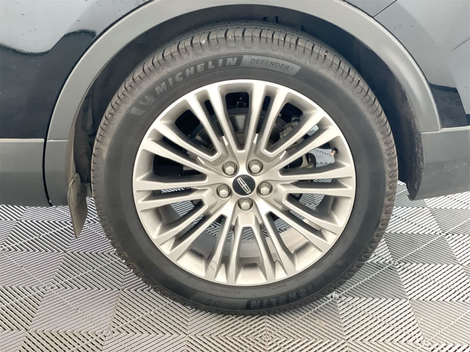 Thumbnail: 2018 Lincoln MKX - 26