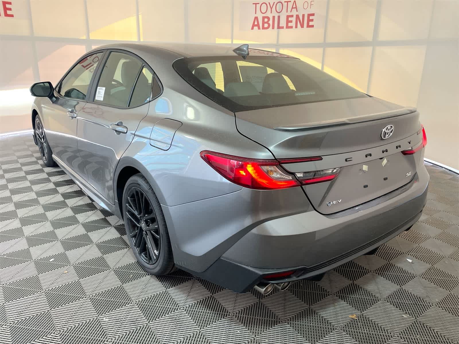 Thumbnail: 2025 Toyota Camry - 3