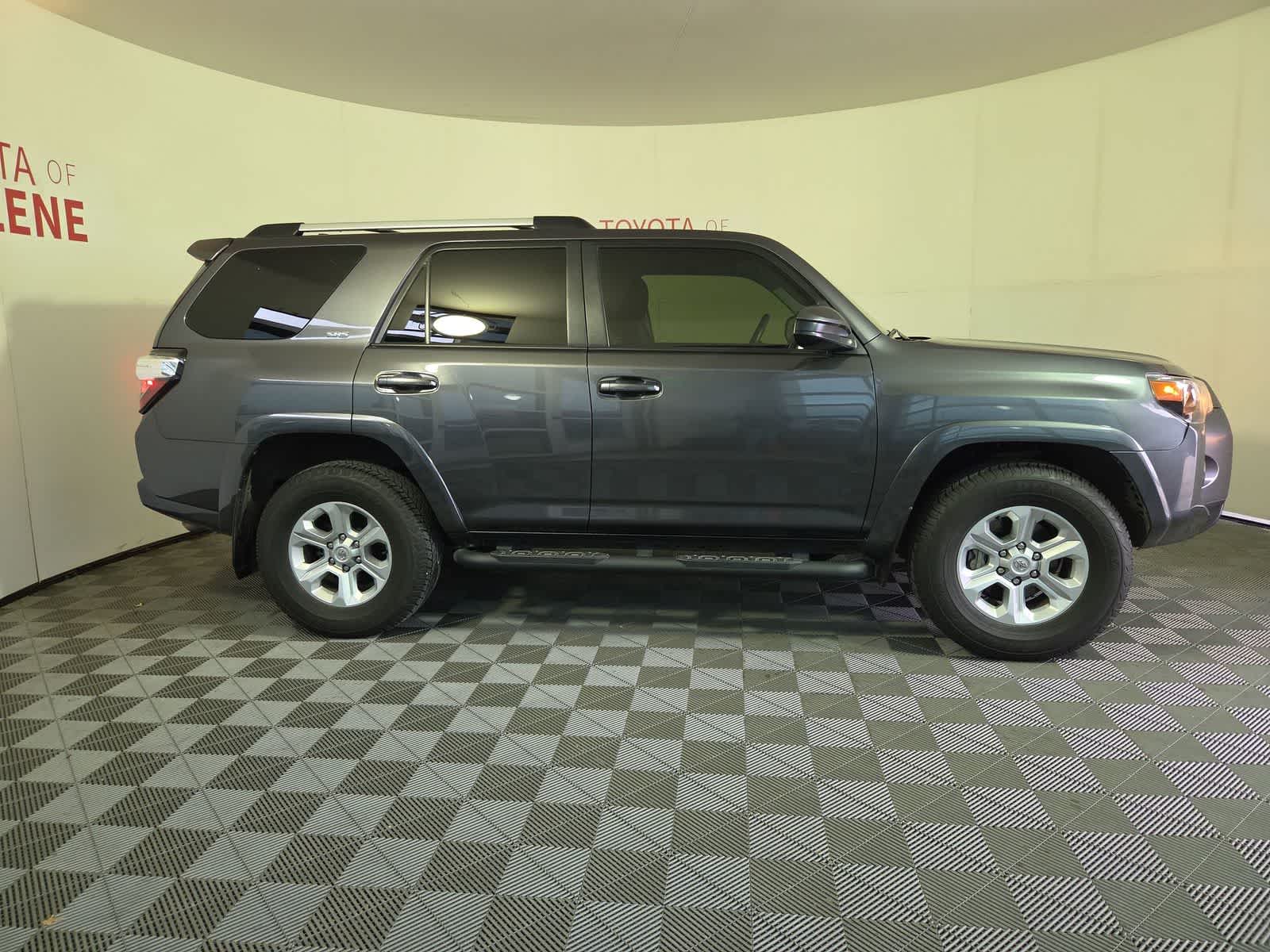 Thumbnail: 2023 Toyota 4Runner - 7