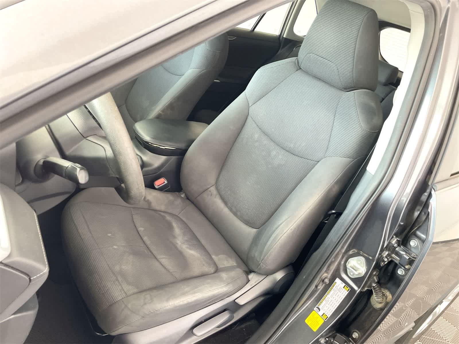 Thumbnail: 2019 Toyota RAV4 - 10