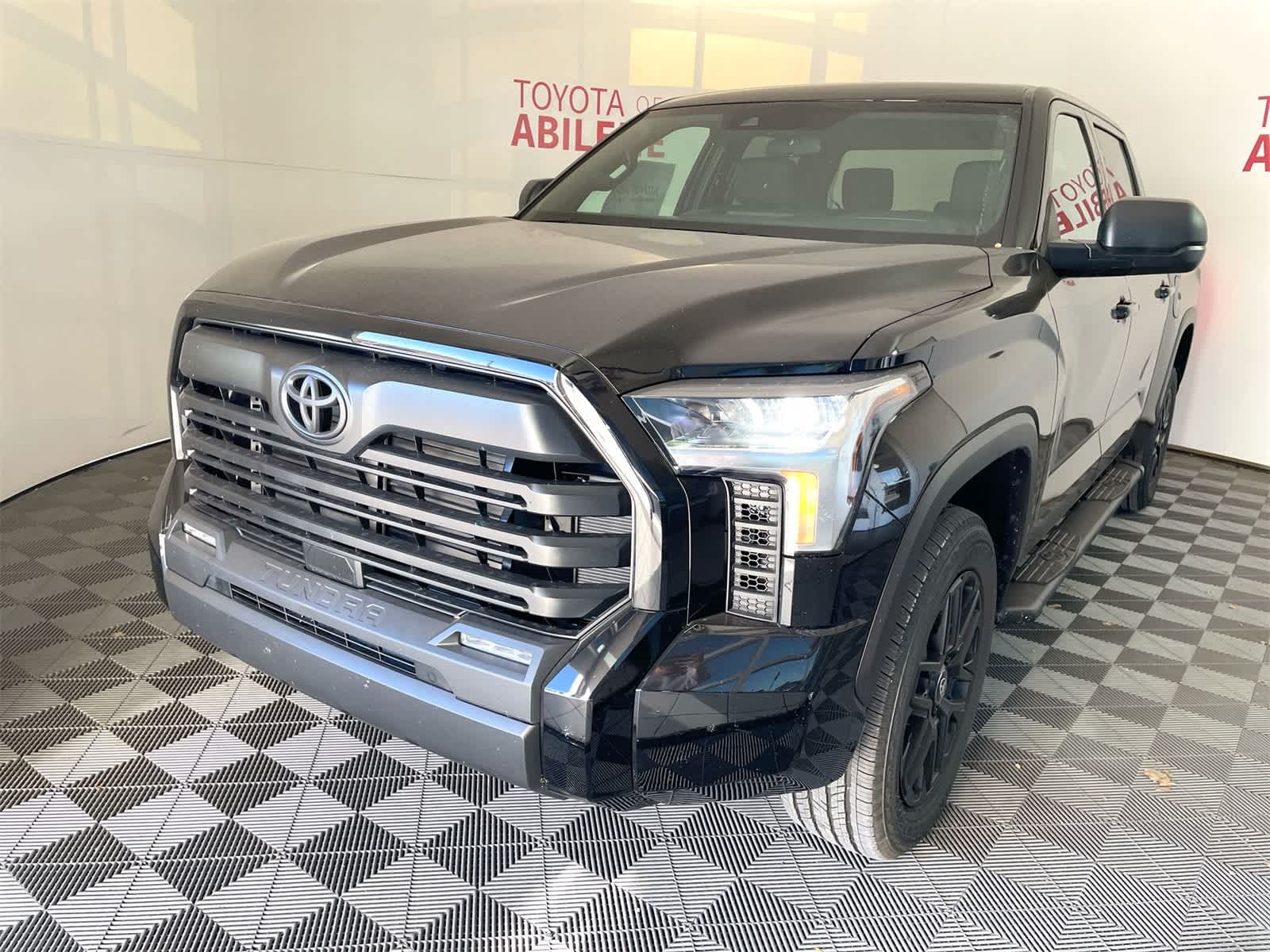 Thumbnail: 2026 Toyota Tundra - 1