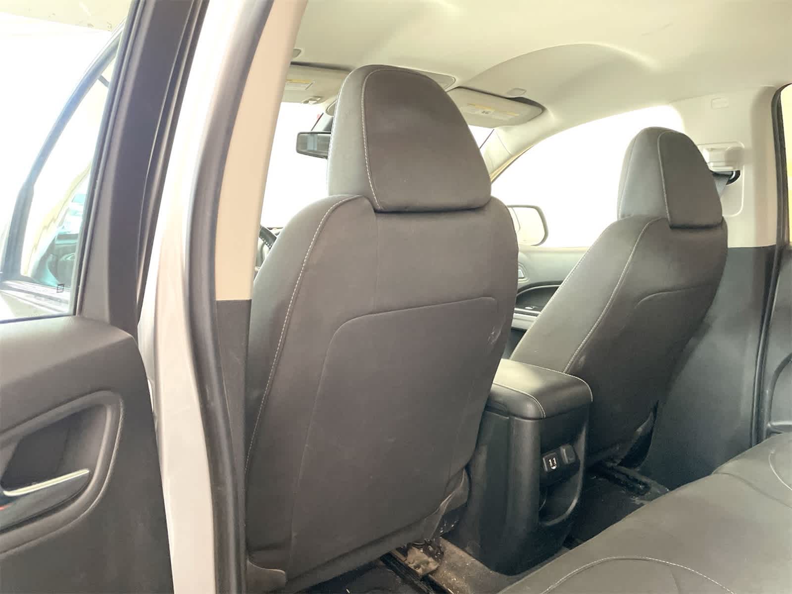 Thumbnail: 2019 Chevrolet Colorado - 12
