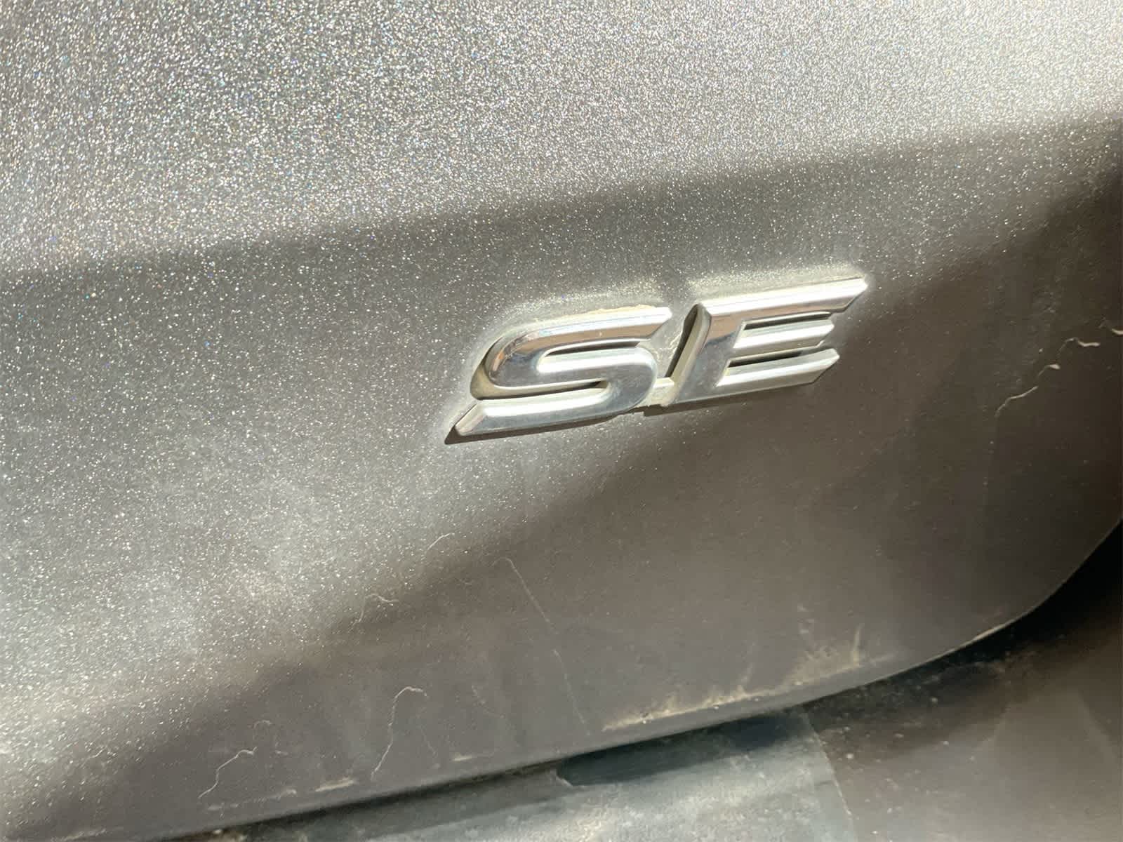 Thumbnail: 2017 Toyota Sienna - 6