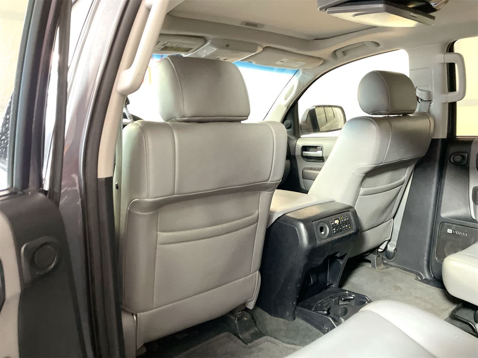Thumbnail: 2014 Toyota Sequoia - 13