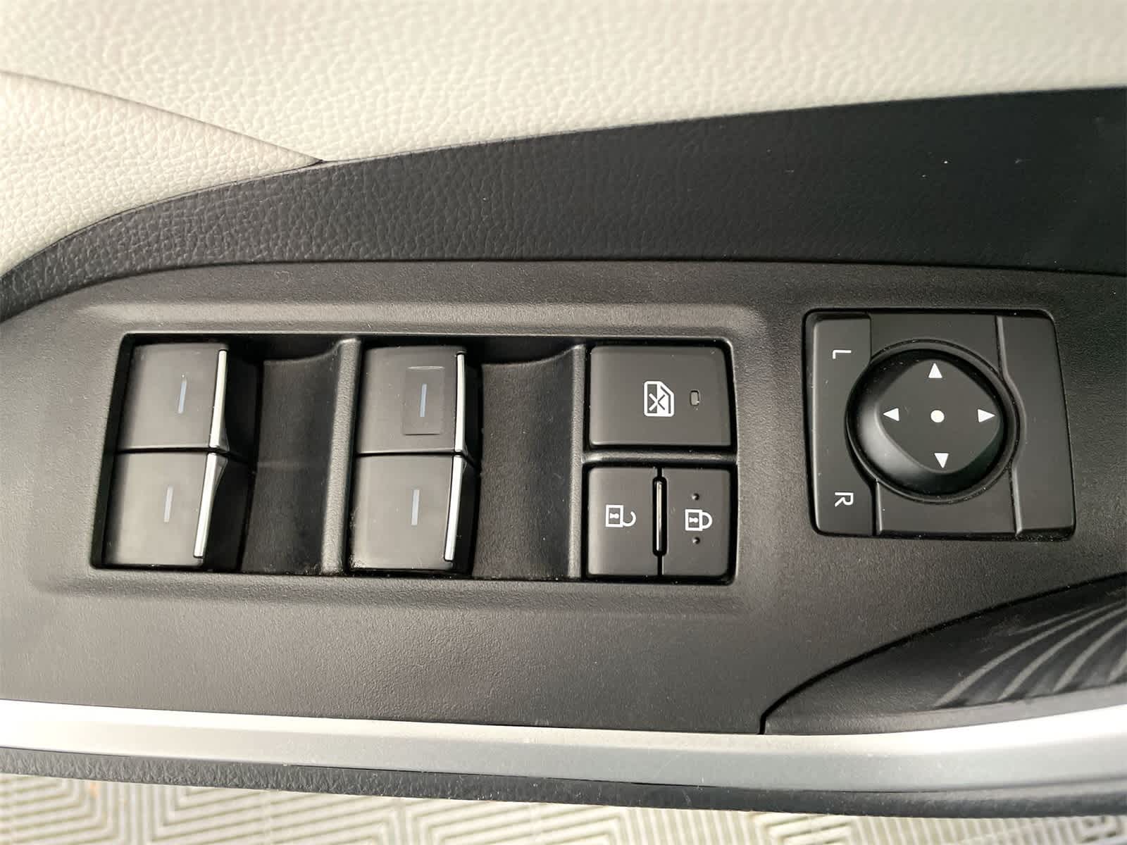 Thumbnail: 2023 Toyota RAV4 - 11