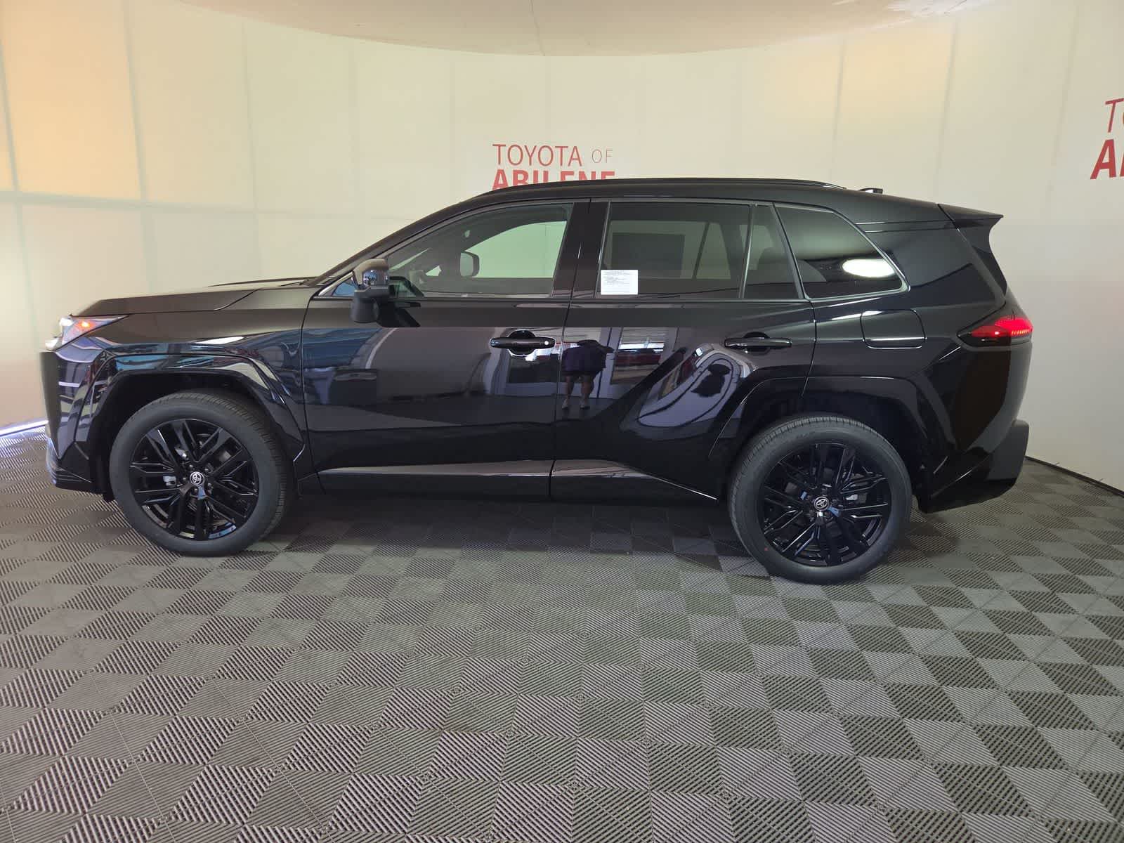 Thumbnail: 2026 Toyota RAV4 - 2