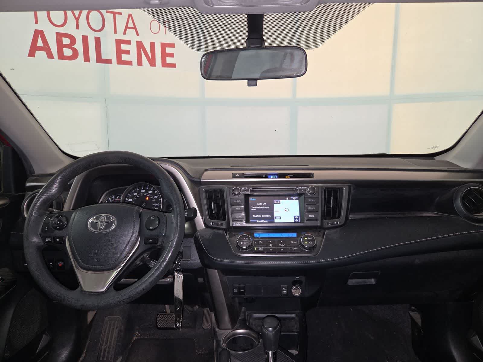 Thumbnail: 2015 Toyota RAV4 - 16