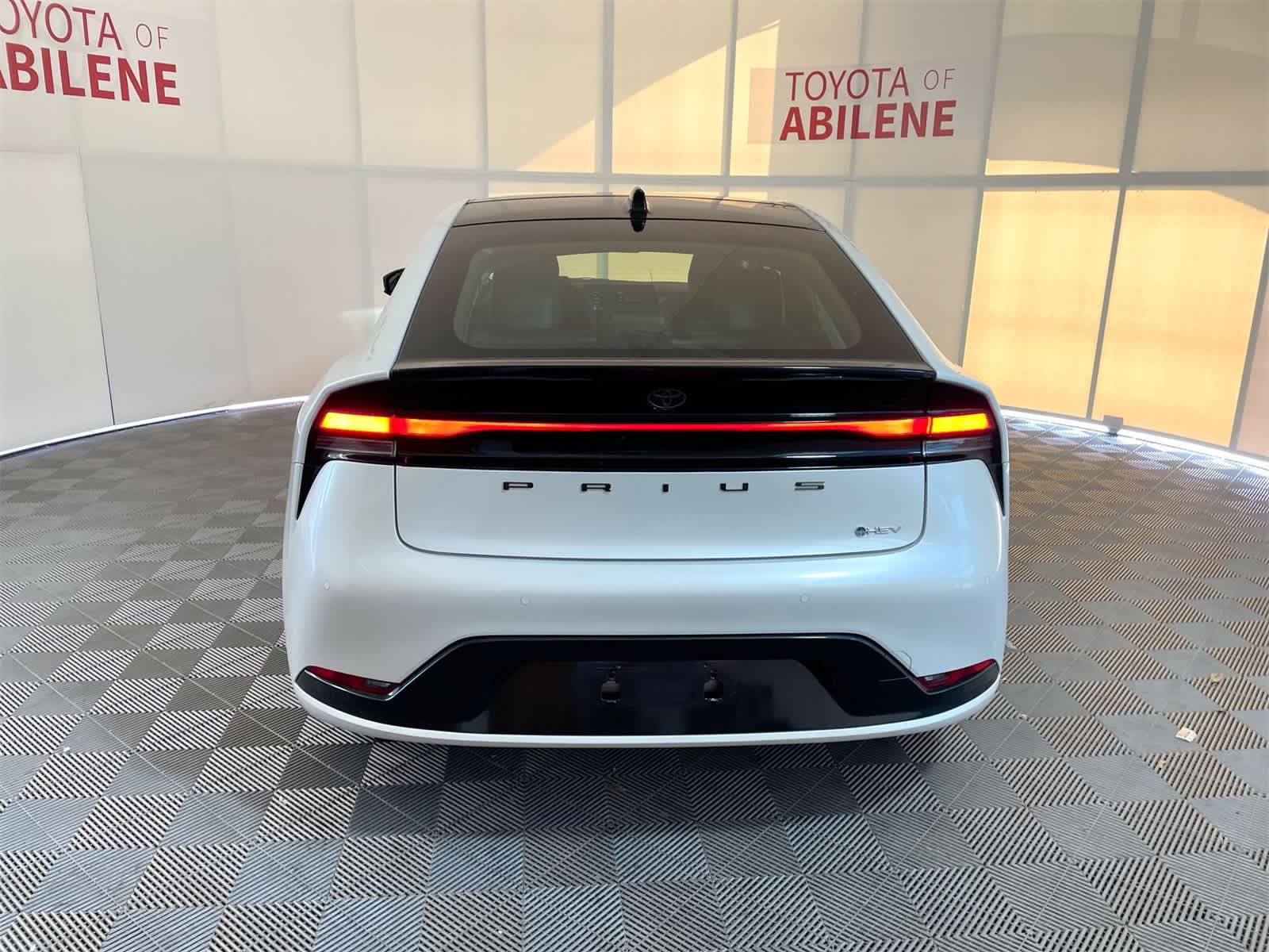 Thumbnail: 2026 Toyota Prius - 4